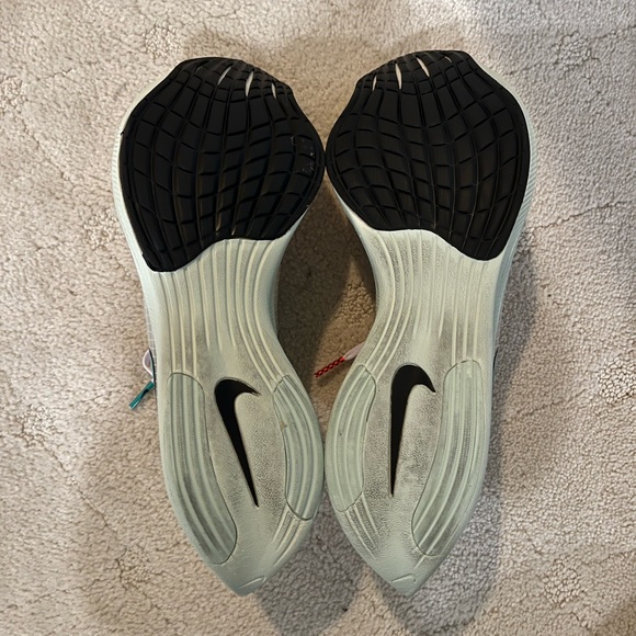 Nike Vaporfly ZoomX Vaporfly Next% Running Shoes - Picture 5 of 6